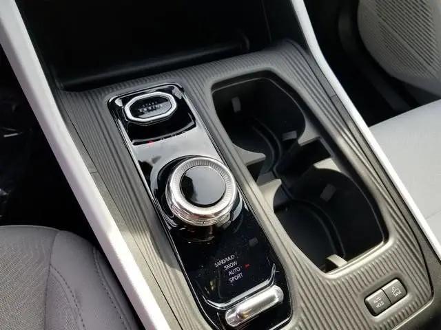 2026 Jeep Cherokee Laredo 4x4