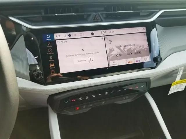2026 Jeep Cherokee Laredo 4x4