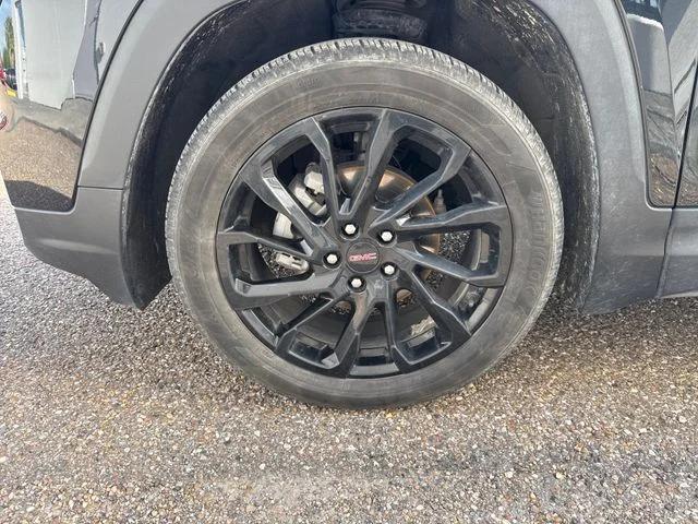 2024 GMC Terrain FWD SLE