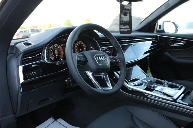 2026 Audi Q8 Premium Plus 55 TFSI quattro Tiptronic