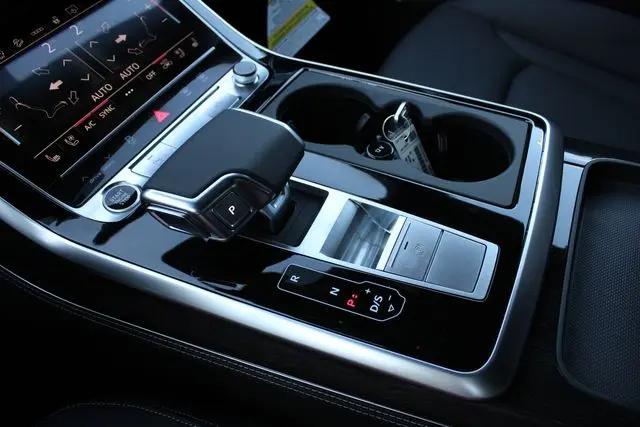 2026 Audi Q8 Premium Plus 55 TFSI quattro Tiptronic