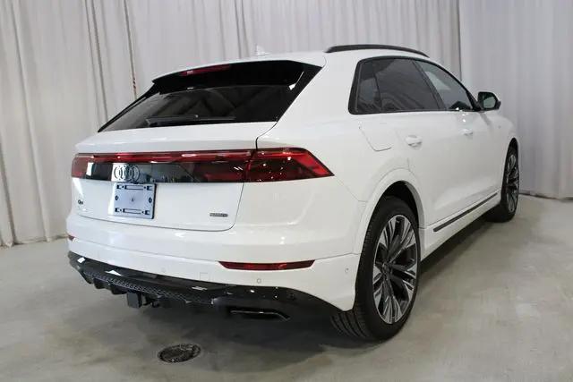 2026 Audi Q8 Premium Plus 55 TFSI quattro Tiptronic