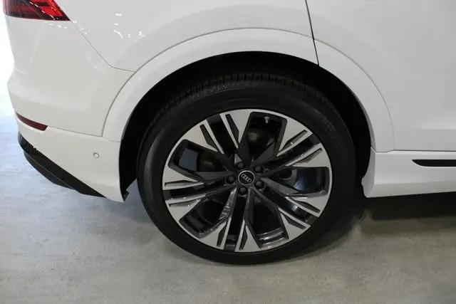 2026 Audi Q8 Premium Plus 55 TFSI quattro Tiptronic