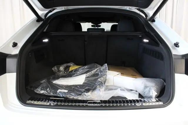 2026 Audi Q8 Premium Plus 55 TFSI quattro Tiptronic