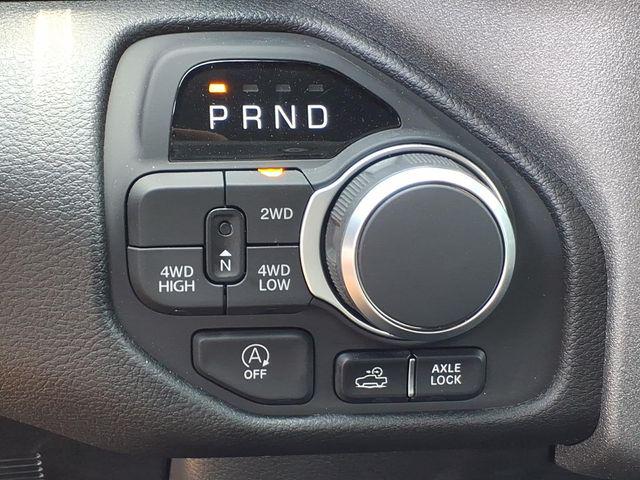 2026 Ram 1500 Warlock Crew Cab 4x4 5'7" Box