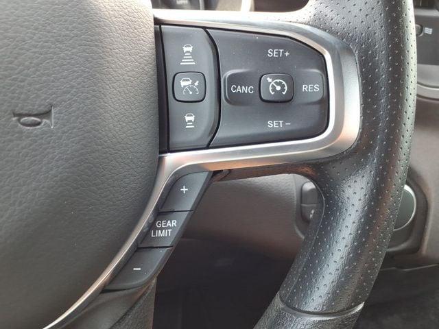 2026 Ram 1500 Warlock Crew Cab 4x4 5'7" Box