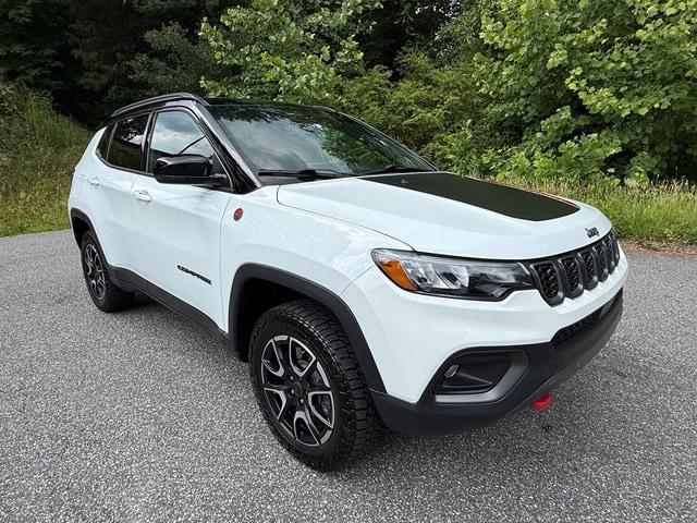 2025 Jeep Compass Trailhawk 4x4