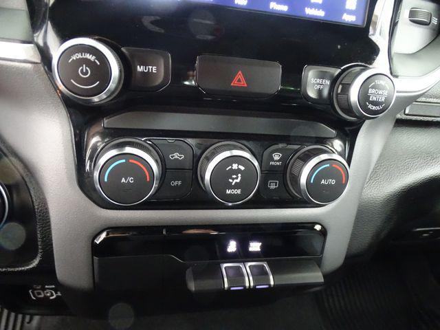 2022 Ram 1500 Big Horn Crew Cab 4x4 5'7" Box