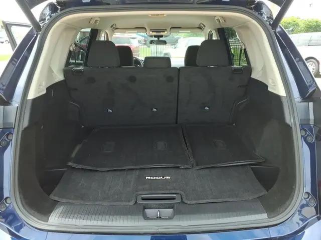 2025 Nissan Rogue SV FWD