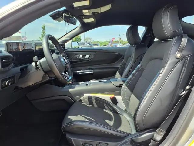 2024 Ford Mustang EcoBoost Fastback
