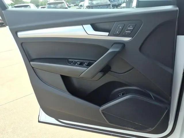 2025 Audi Q5 Premium 45 TFSI S line quattro