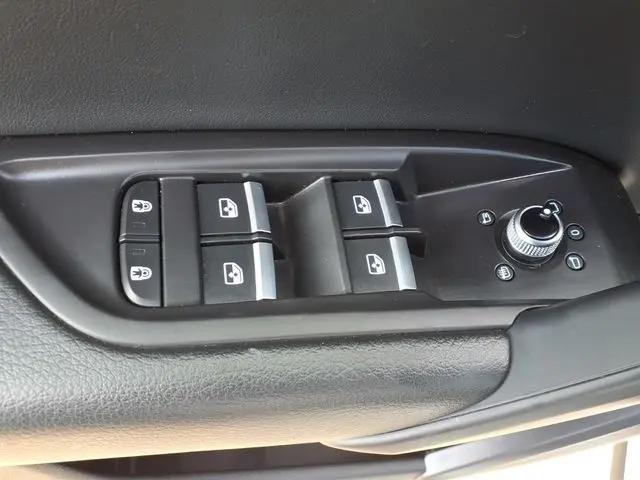 2025 Audi Q5 Premium 45 TFSI S line quattro