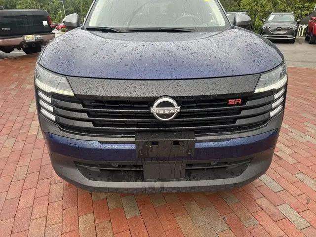 2025 Nissan Kicks SR FWD