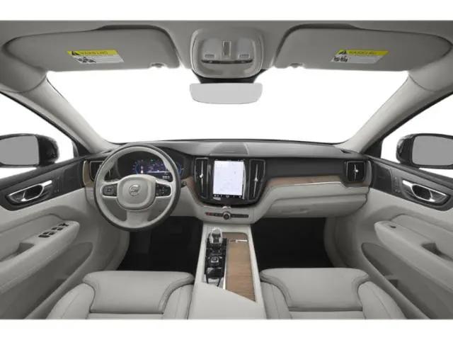 2024 Volvo XC60 Recharge T8 Plus Dark Theme