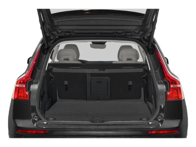 2024 Volvo XC60 Recharge T8 Plus Dark Theme