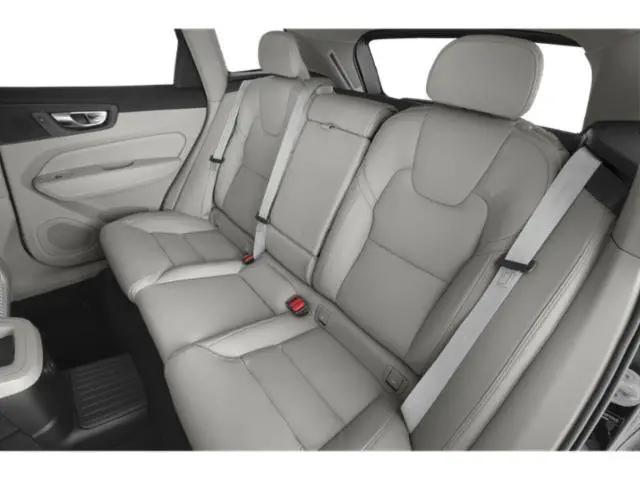 2024 Volvo XC60 Recharge T8 Plus Dark Theme