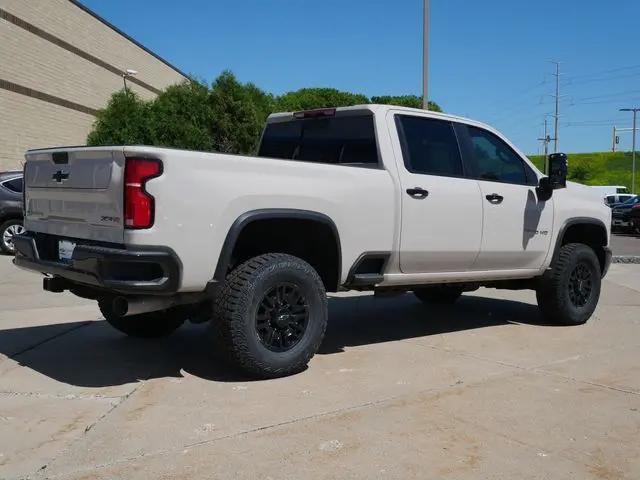 2026 Chevrolet Silverado 2500HD Crew Cab, Standard Bed, XR2, 4WD