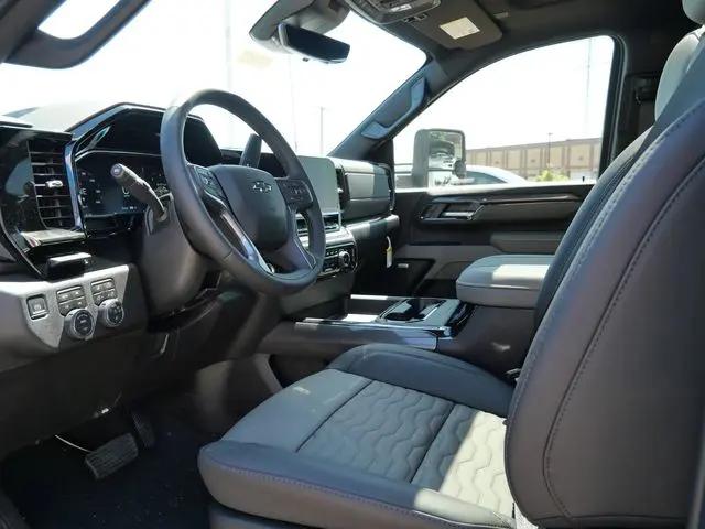 2026 Chevrolet Silverado 2500HD Crew Cab, Standard Bed, XR2, 4WD