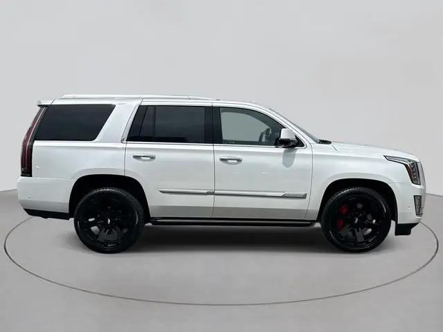 2020 Cadillac Escalade 4WD Platinum