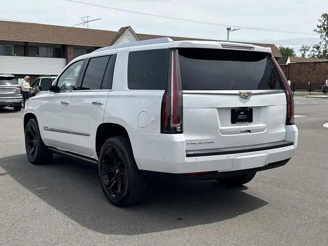 2020 Cadillac Escalade 4WD Platinum