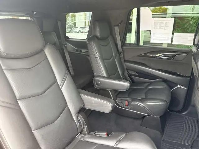 2020 Cadillac Escalade 4WD Platinum