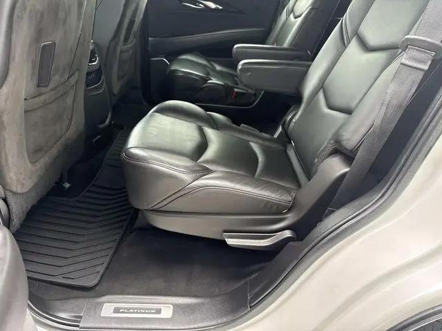 2020 Cadillac Escalade 4WD Platinum