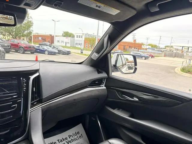 2020 Cadillac Escalade 4WD Platinum