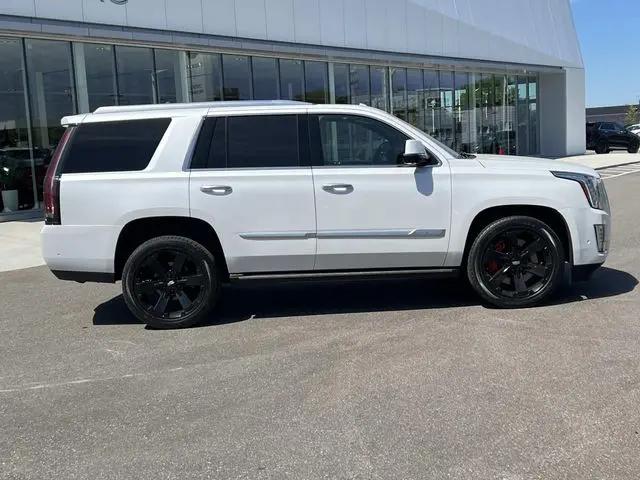 2020 Cadillac Escalade 4WD Platinum