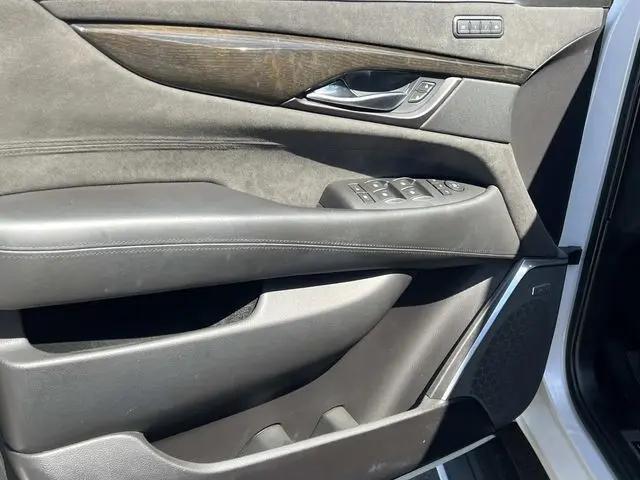 2020 Cadillac Escalade 4WD Platinum
