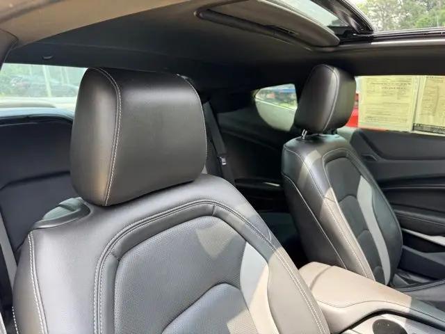 2023 Chevrolet Camaro RWD Coupe 2LT