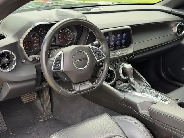 2023 Chevrolet Camaro RWD Coupe 2LT