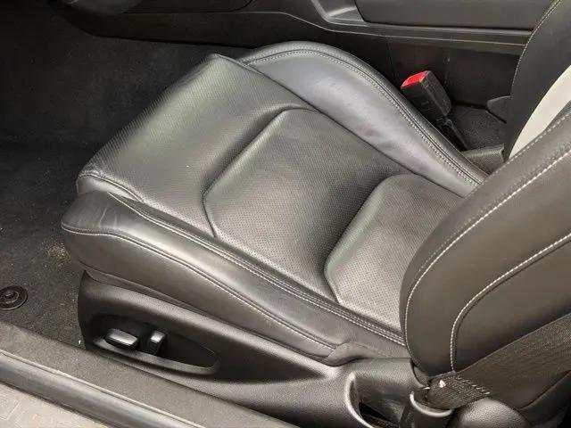 2023 Chevrolet Camaro RWD Coupe 2LT