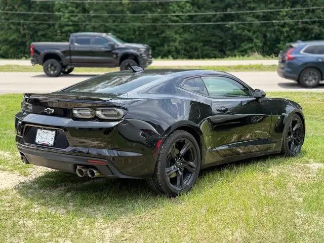 2023 Chevrolet Camaro RWD Coupe 2LT