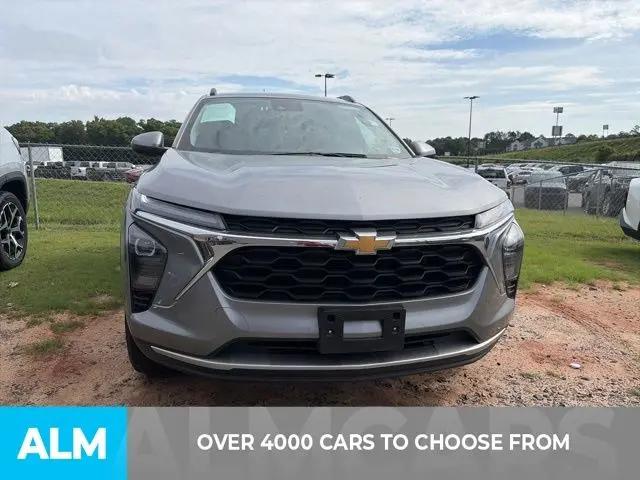2025 Chevrolet Trax FWD LT