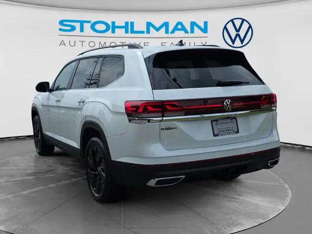 2026 Volkswagen Atlas SE with Technology