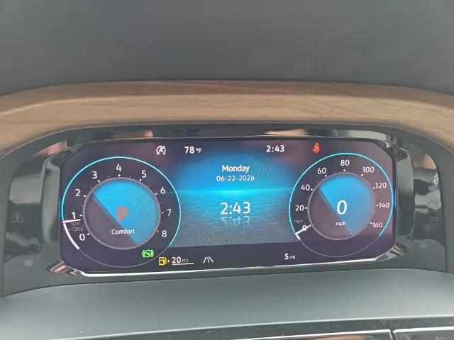 2026 Volkswagen Atlas SE with Technology