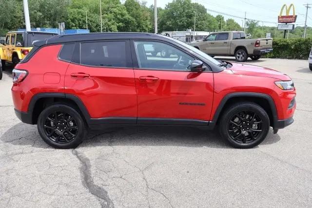 2023 Jeep Compass Altitude 4x4