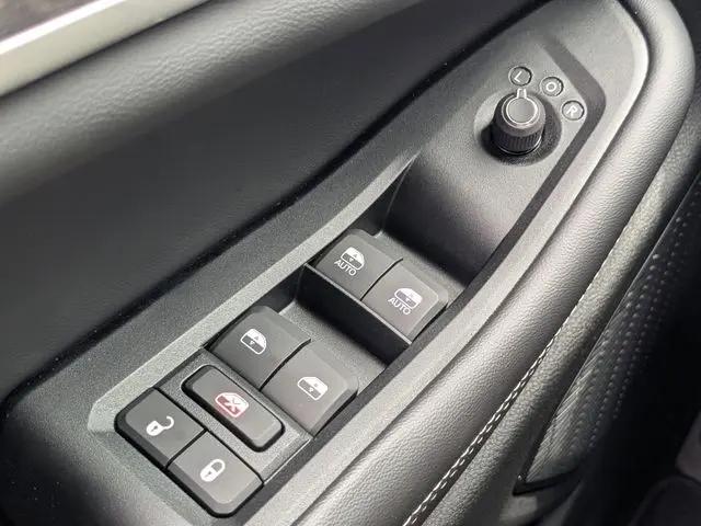 2026 Jeep Grand Cherokee Limited 4x2