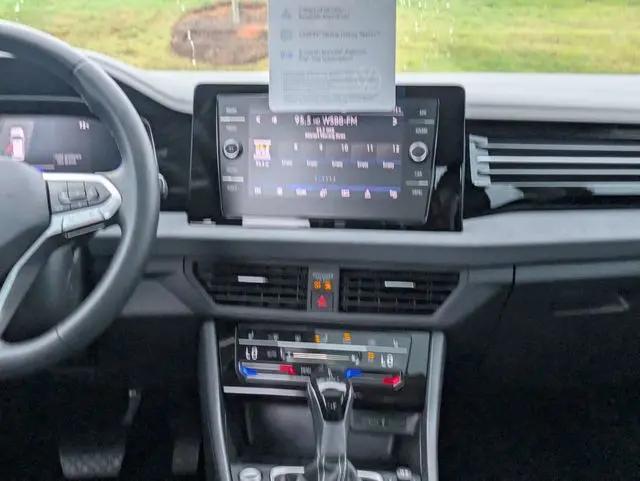 2025 Volkswagen Jetta 1.5T SE