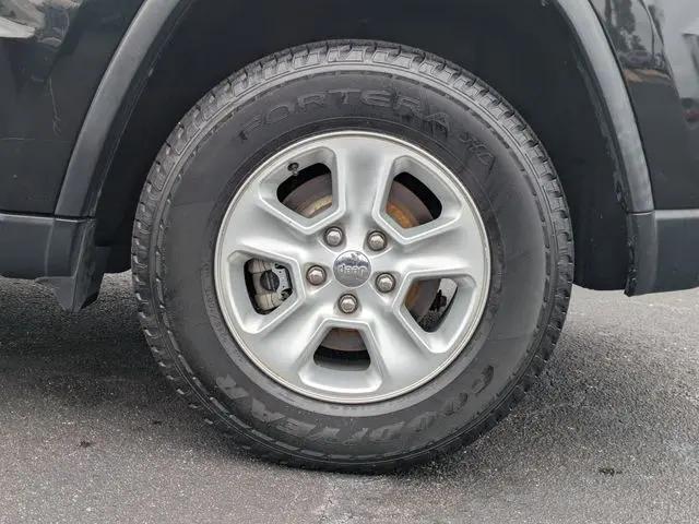 2016 Jeep Grand Cherokee Laredo