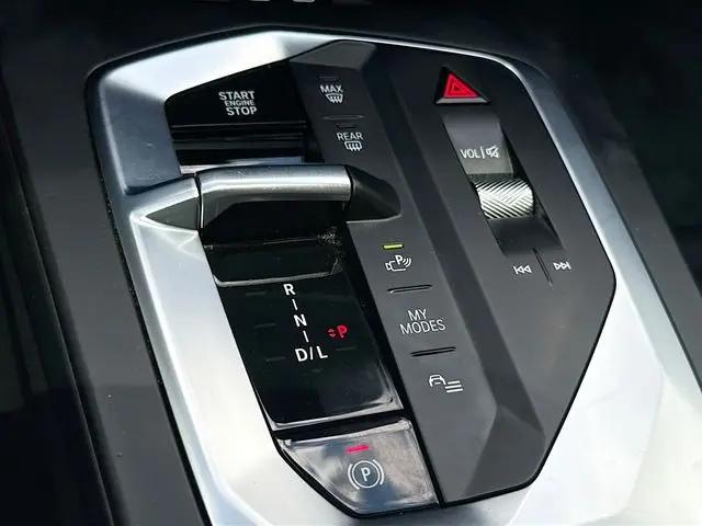 2025 BMW Coupe xDrive