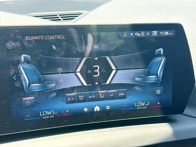 2025 BMW Coupe xDrive