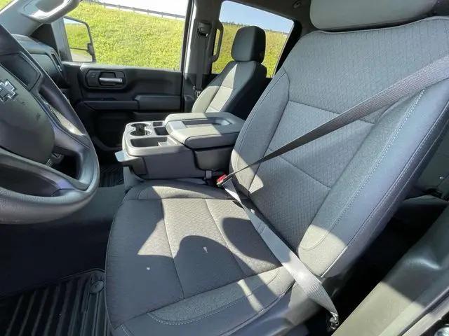 2025 Chevrolet Silverado 2500HD 4WD Crew Cab Standard Bed Custom