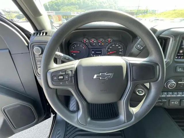 2025 Chevrolet Silverado 2500HD 4WD Crew Cab Standard Bed Custom