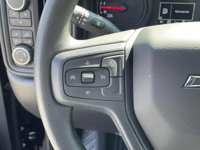 2025 Chevrolet Silverado 2500HD 4WD Crew Cab Standard Bed Custom