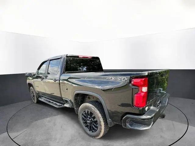 2025 Chevrolet Silverado 2500HD 4WD Crew Cab Standard Bed Custom