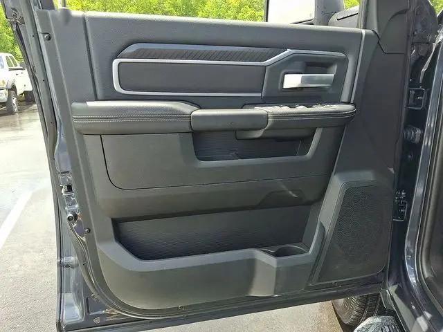 2026 Ram 2500 Big Horn Crew Cab 4x4 6'4" Box