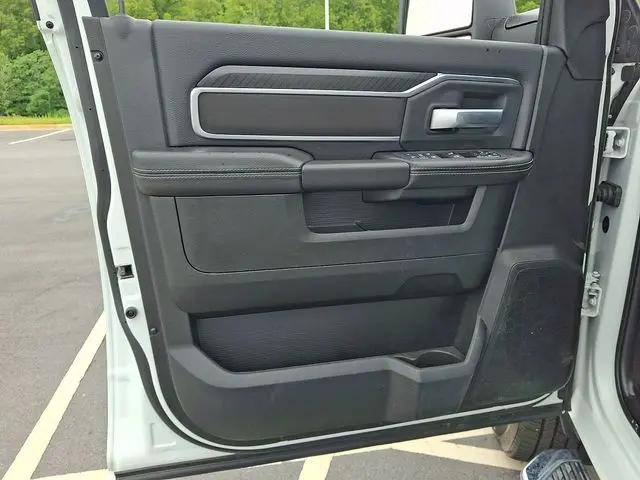 2026 Ram 2500 Big Horn Crew Cab 4x4 6'4" Box