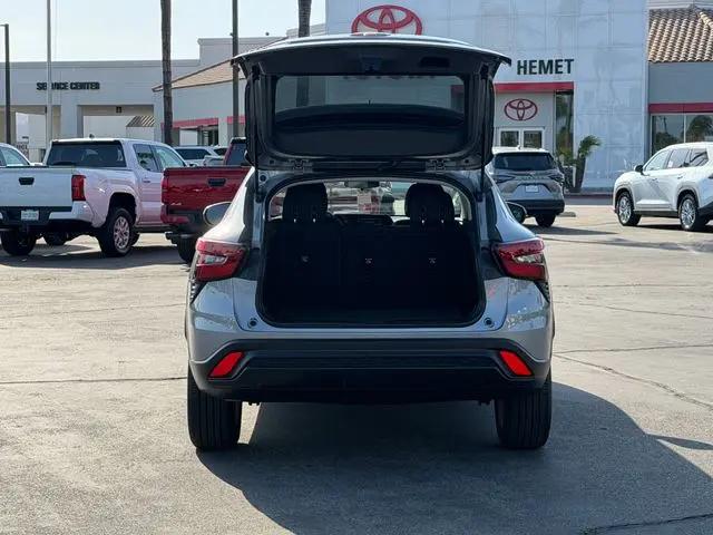 2025 Chevrolet Trax FWD LS
