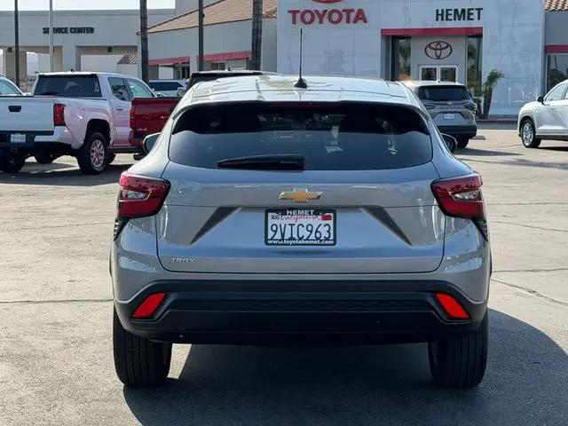 2025 Chevrolet Trax FWD LS